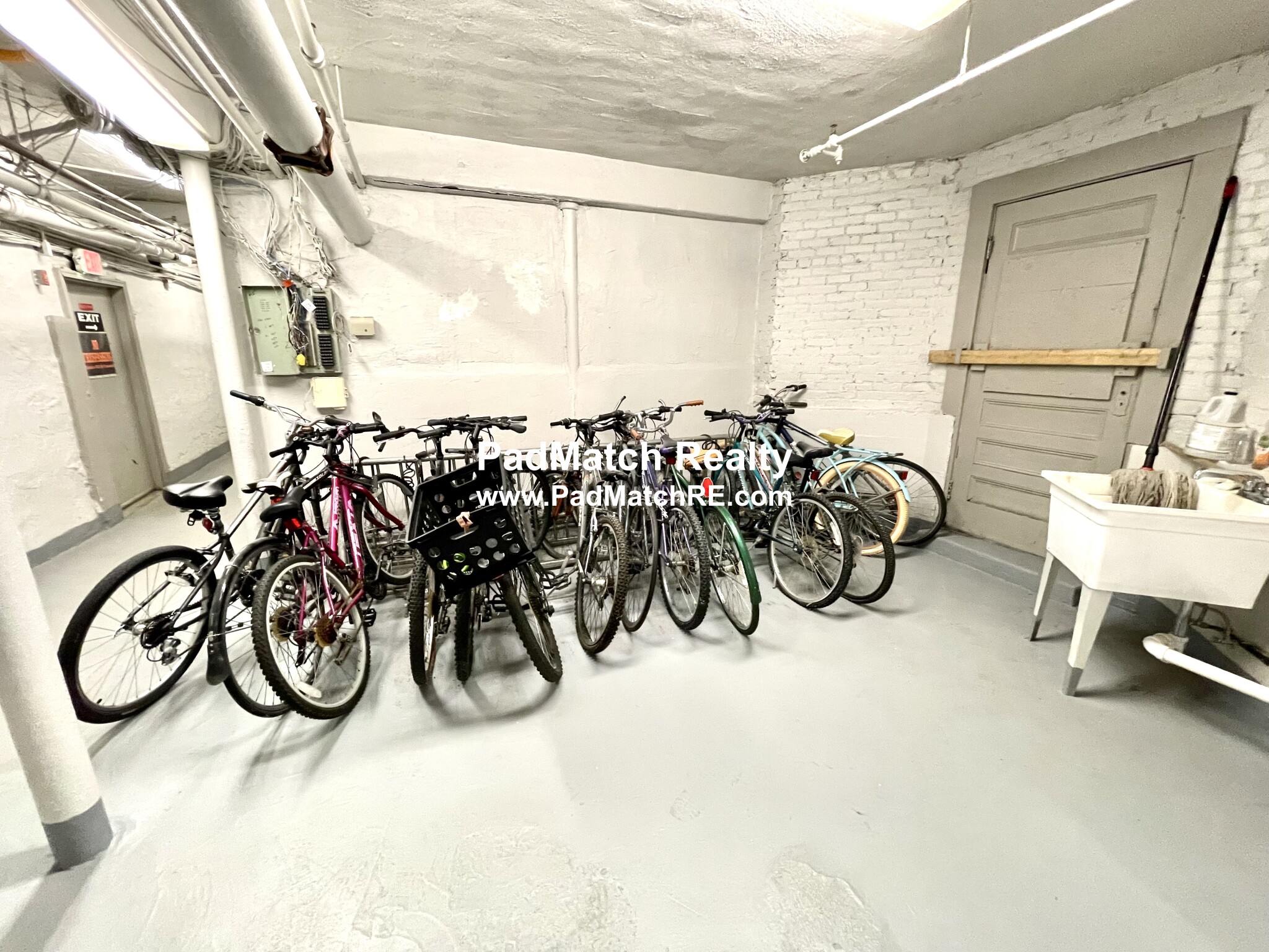 11 Royce Rd, Allston