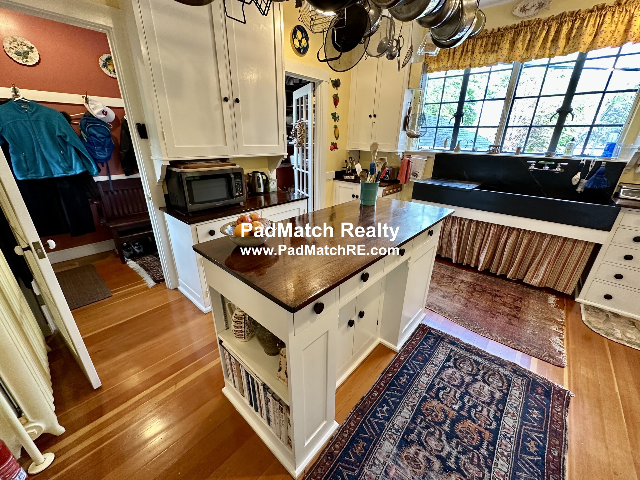 111 Carlton St, Brookline