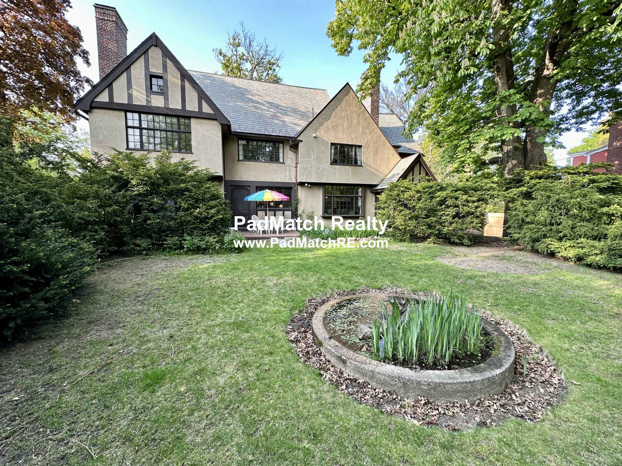 111 Carlton St, Brookline