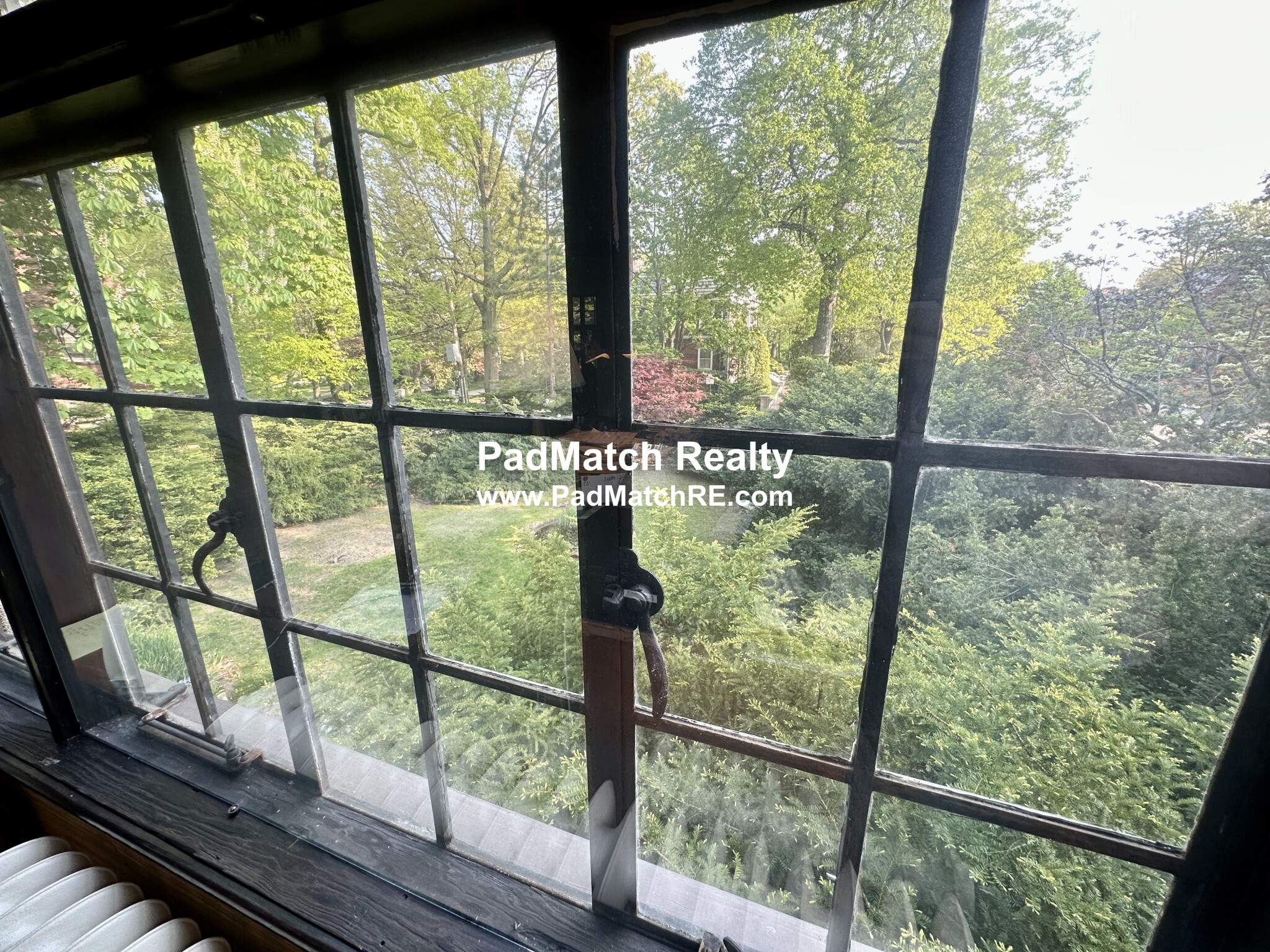 111 Carlton St, Brookline