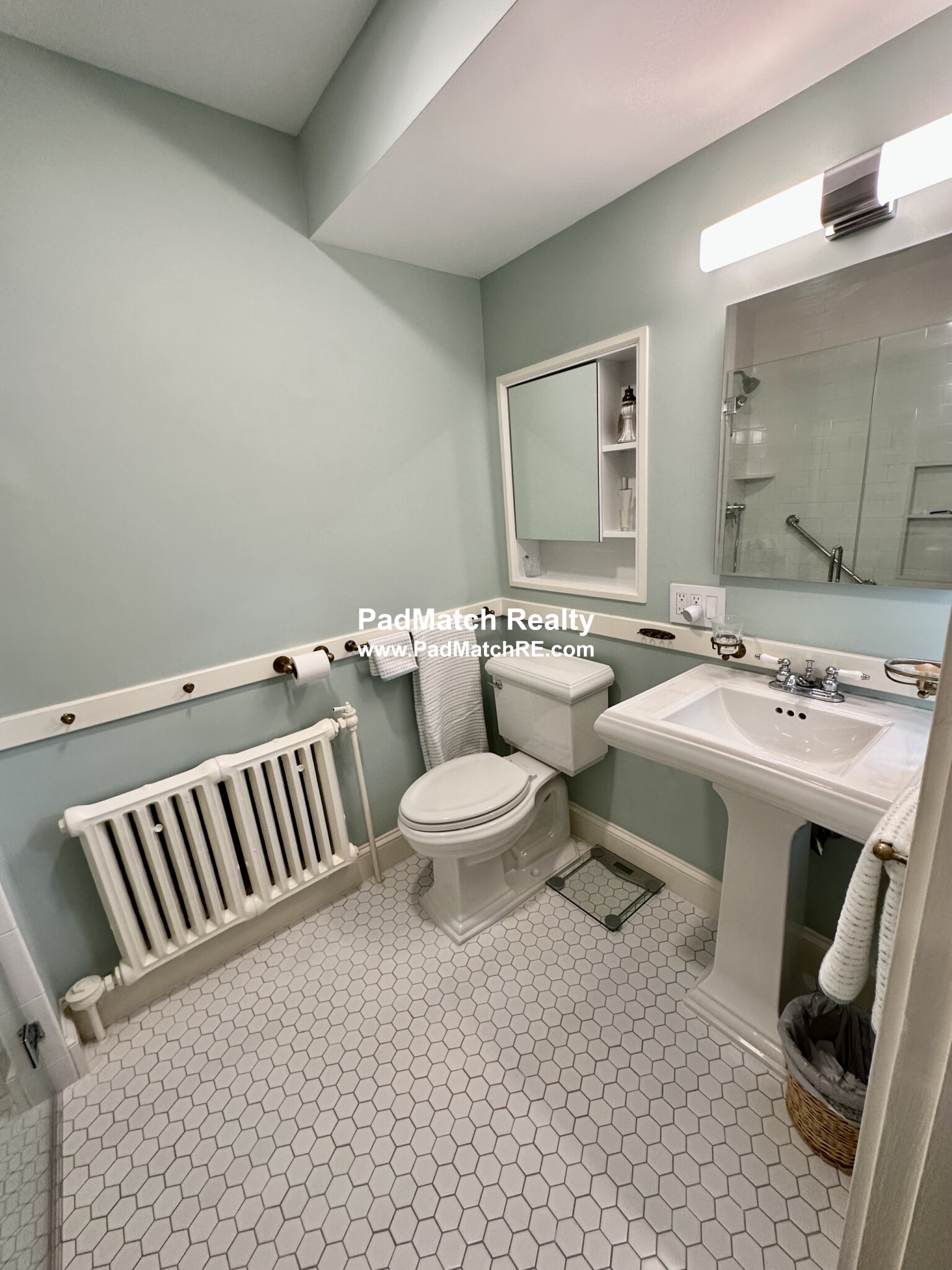 111 Carlton St, Brookline