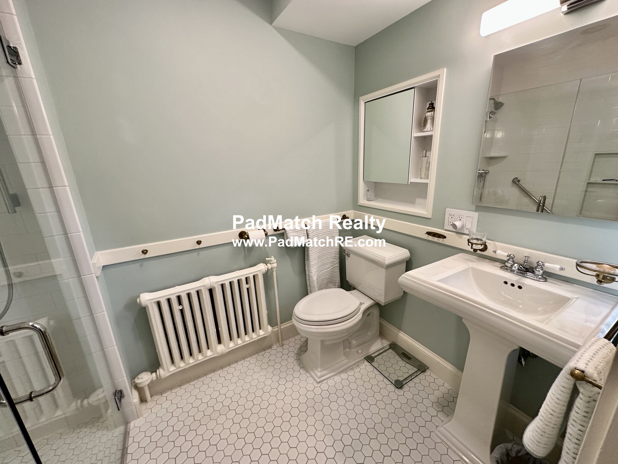 111 Carlton St, Brookline