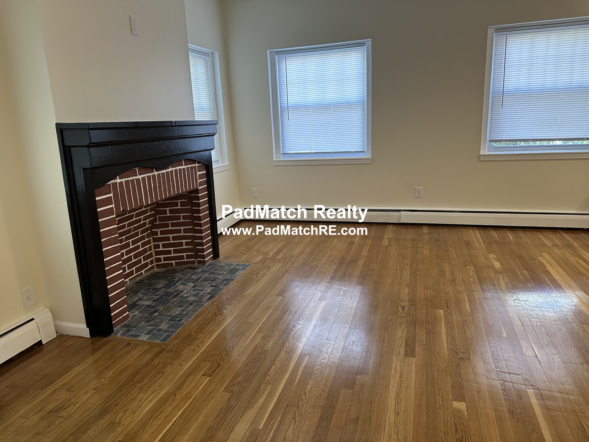 2018 Commonwealth Ave, Brighton