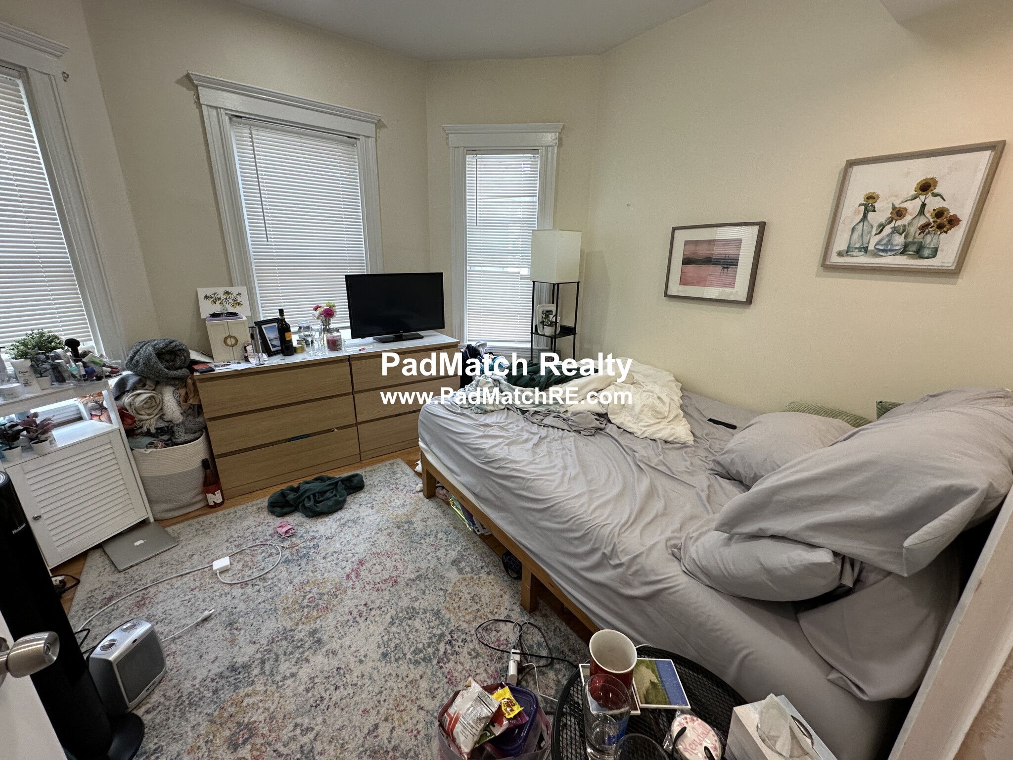 36 Brackett St, Oak Square