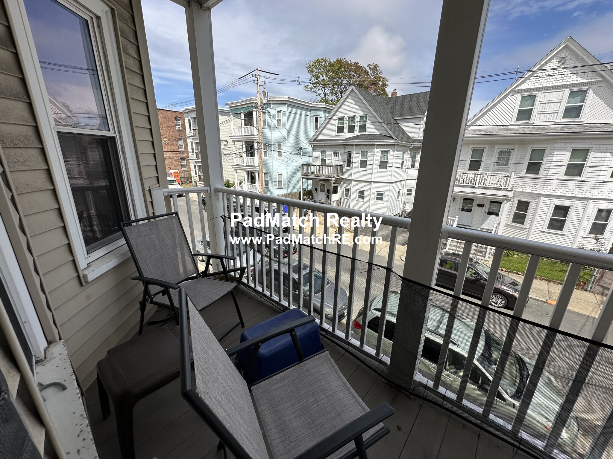 36 Brackett St, Oak Square