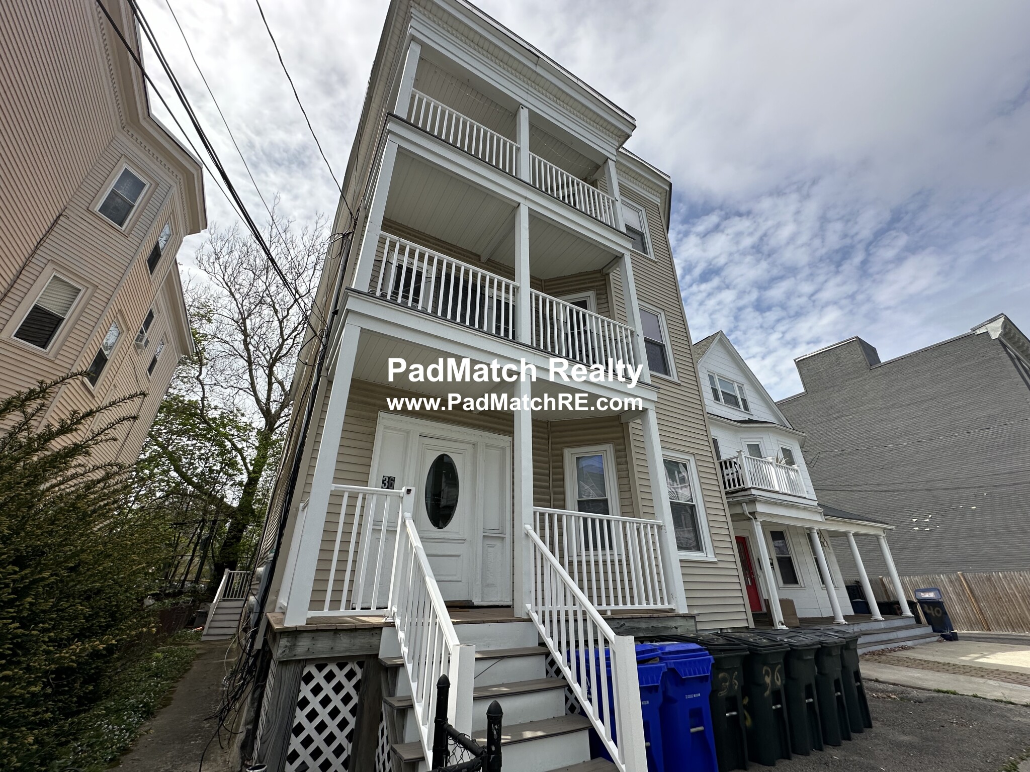 36 Brackett St, Oak Square