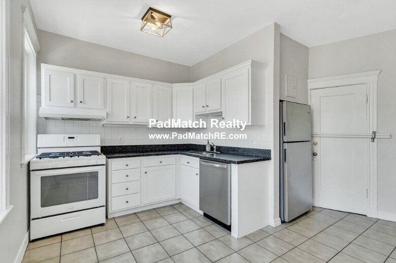 65 Lanark Rd, Brighton