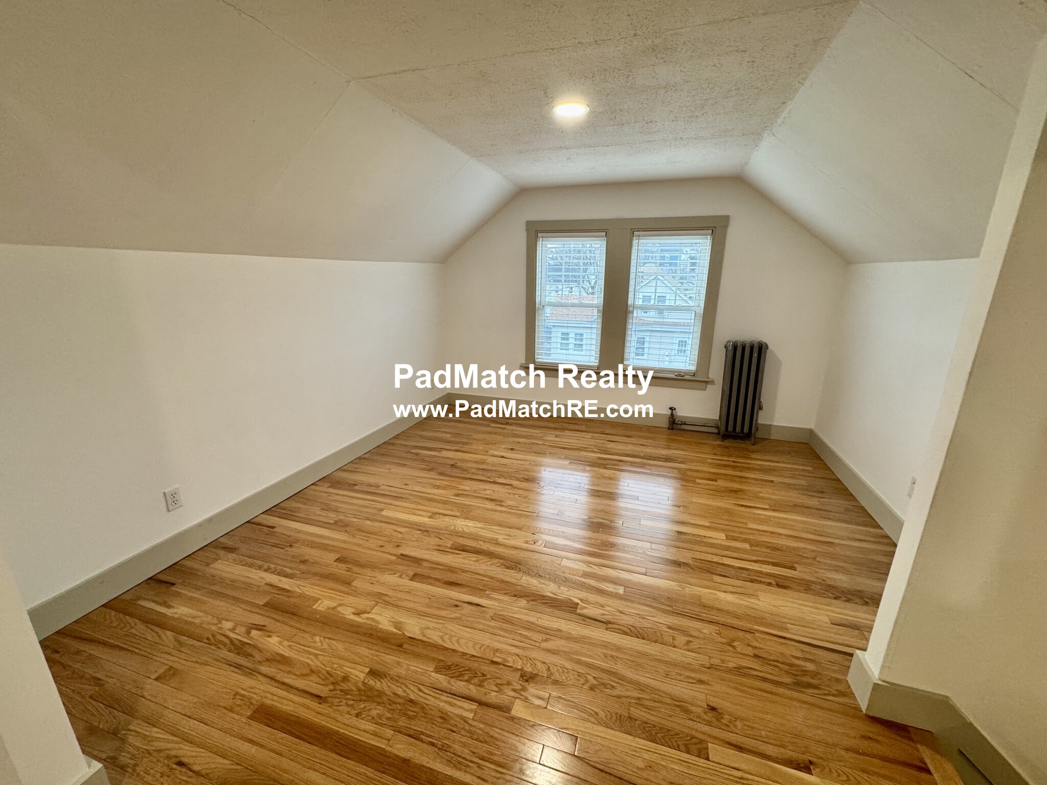 25 Owencroft Rd, Dorchester