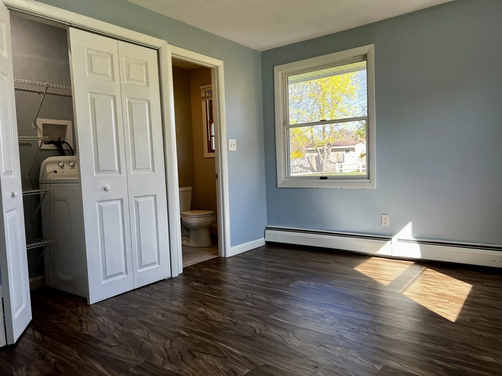 1 Perkins Rd, Danvers