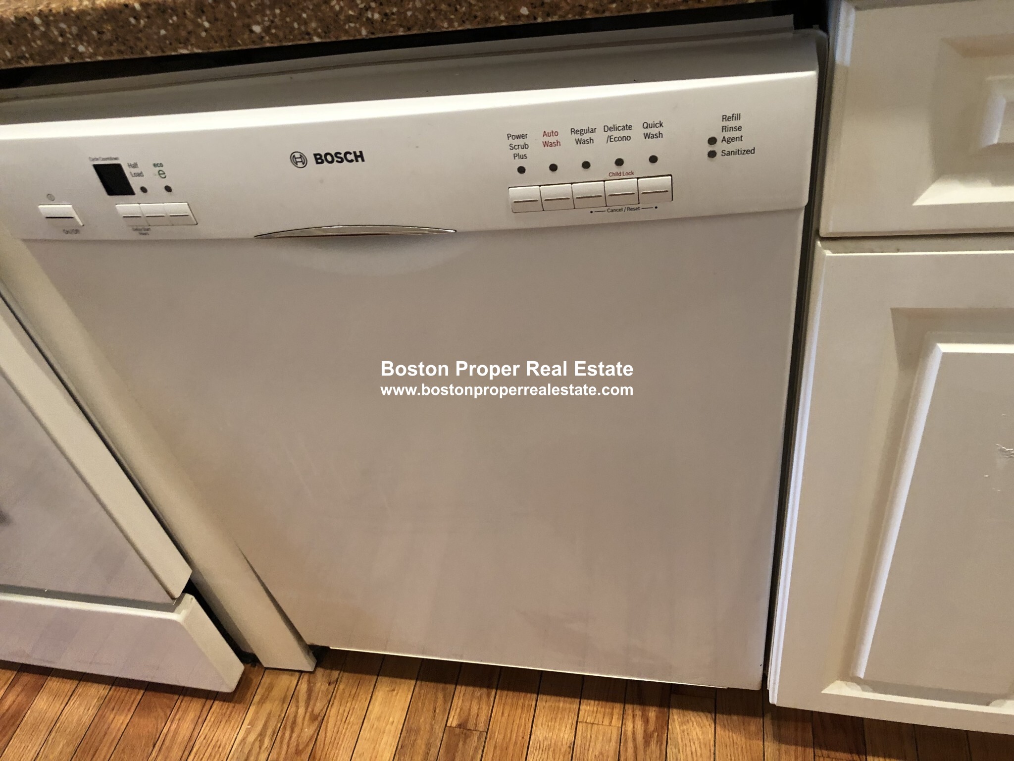 918 Beacon St, Fenway