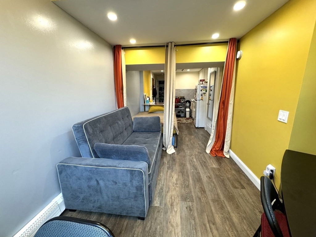 482 Beacon St, Back Bay