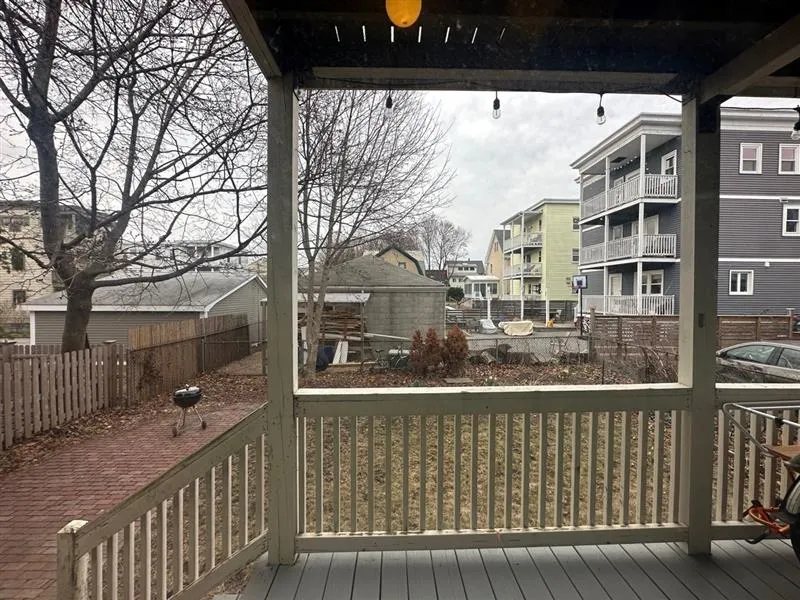 137 Dudley St, North Cambridge