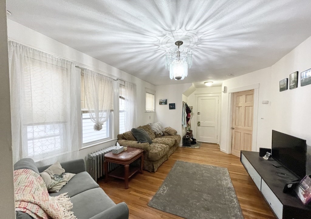 11 Romsey St, Boston