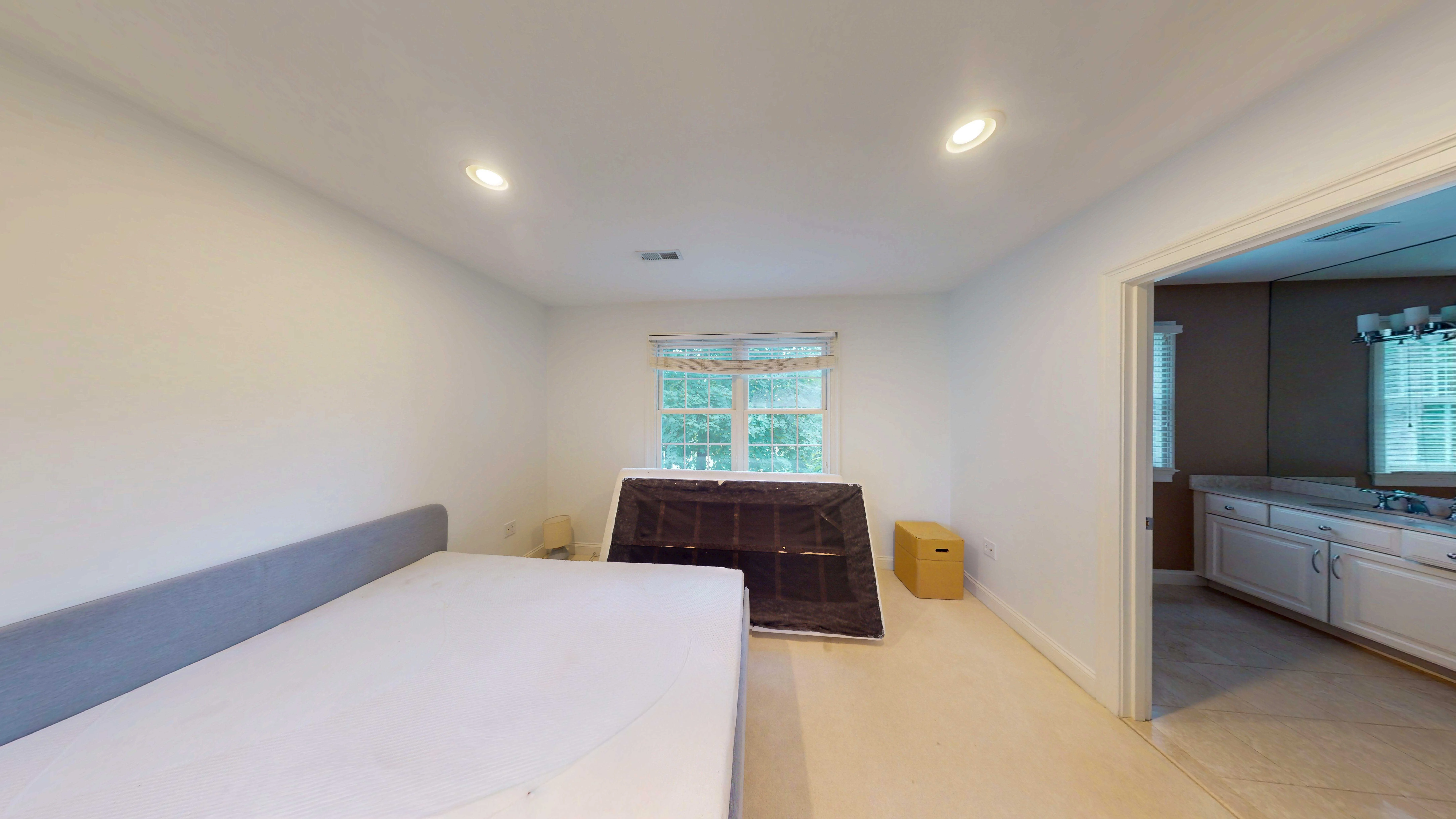 27 Mellon Rd, Wellesley