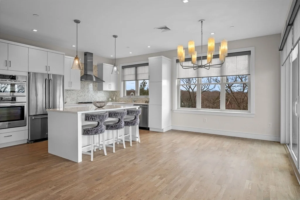 71 Greenwood Ave, Swampscott