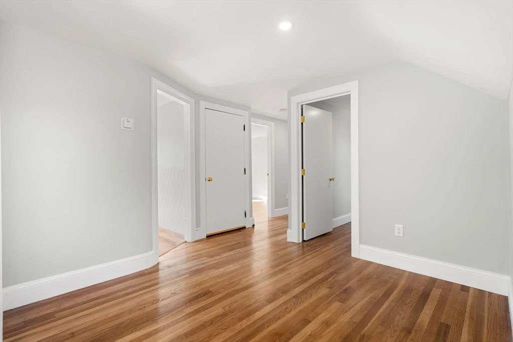 183 Massachusetts Ave, North Andover