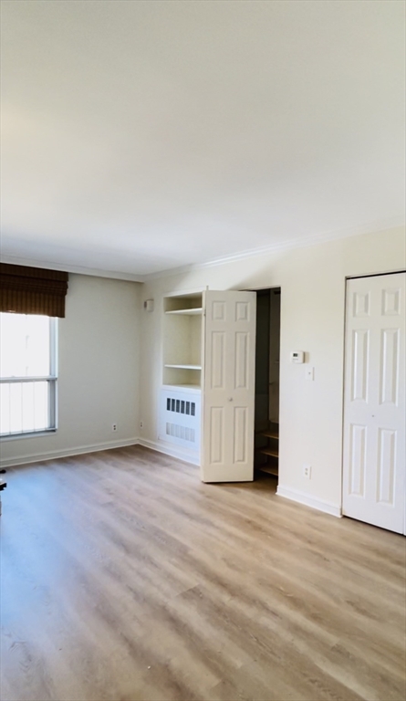 33 Pond Ave, Brookline