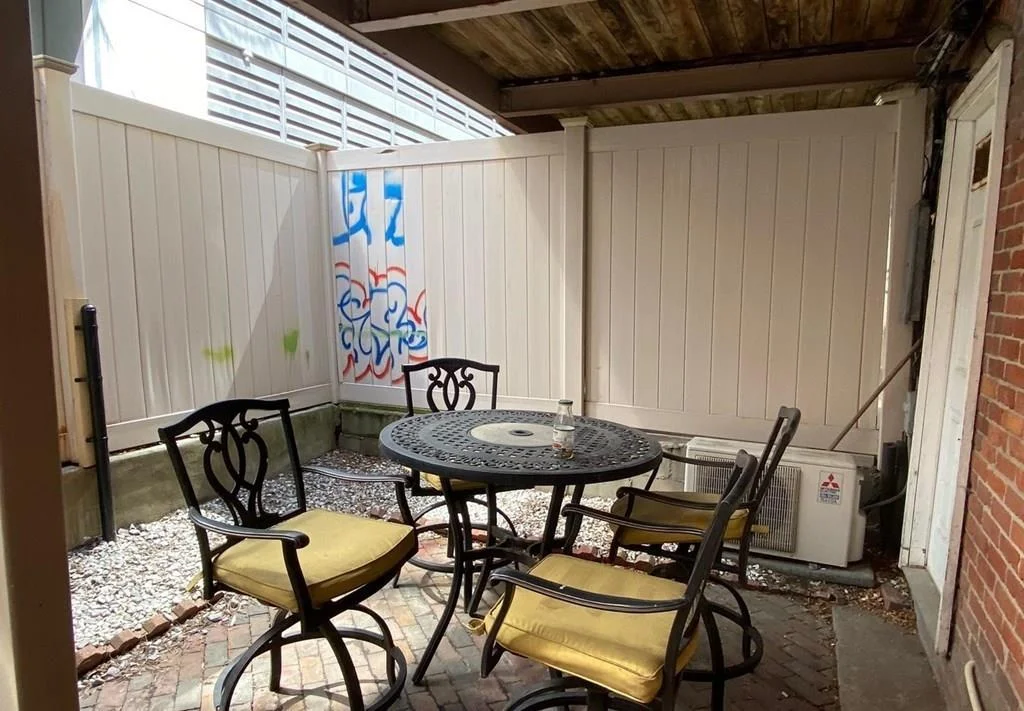 50 Saint Germain, Back Bay