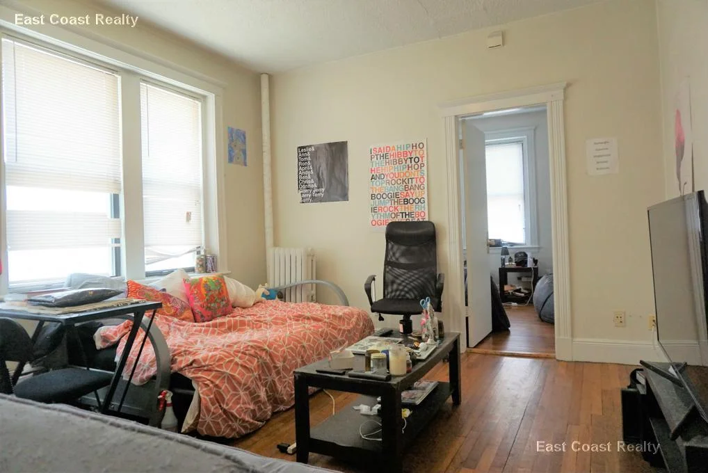 11 Carol Ave, Brighton