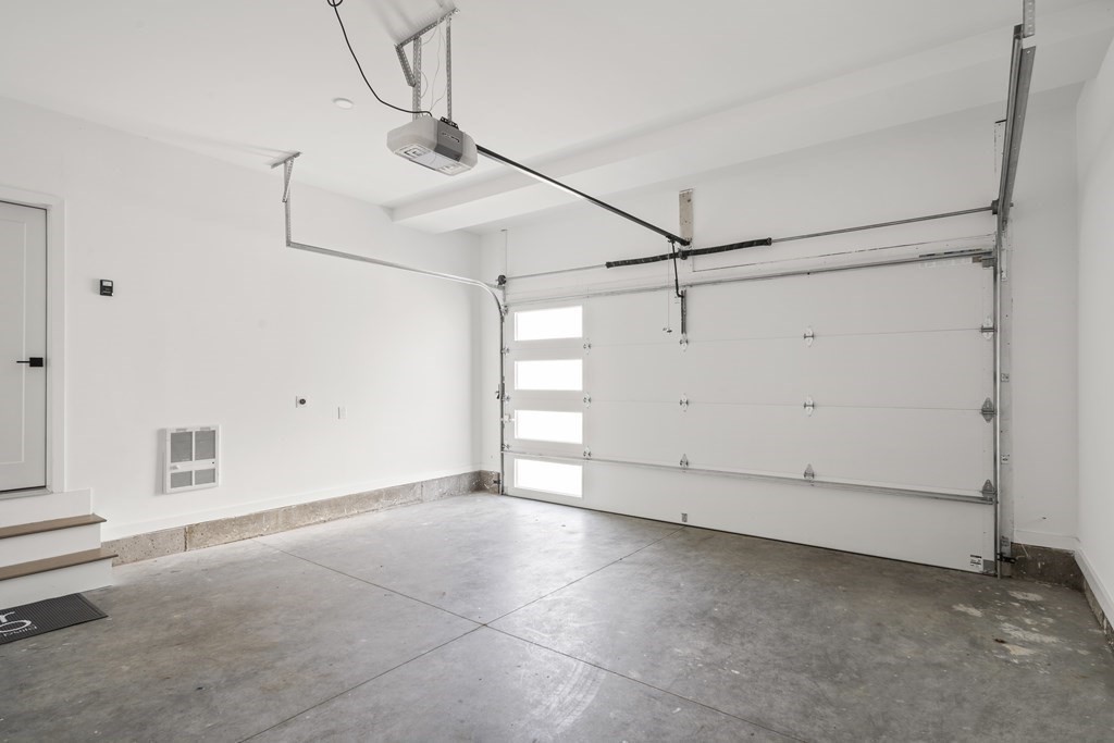 70 Walker St, Newtonville