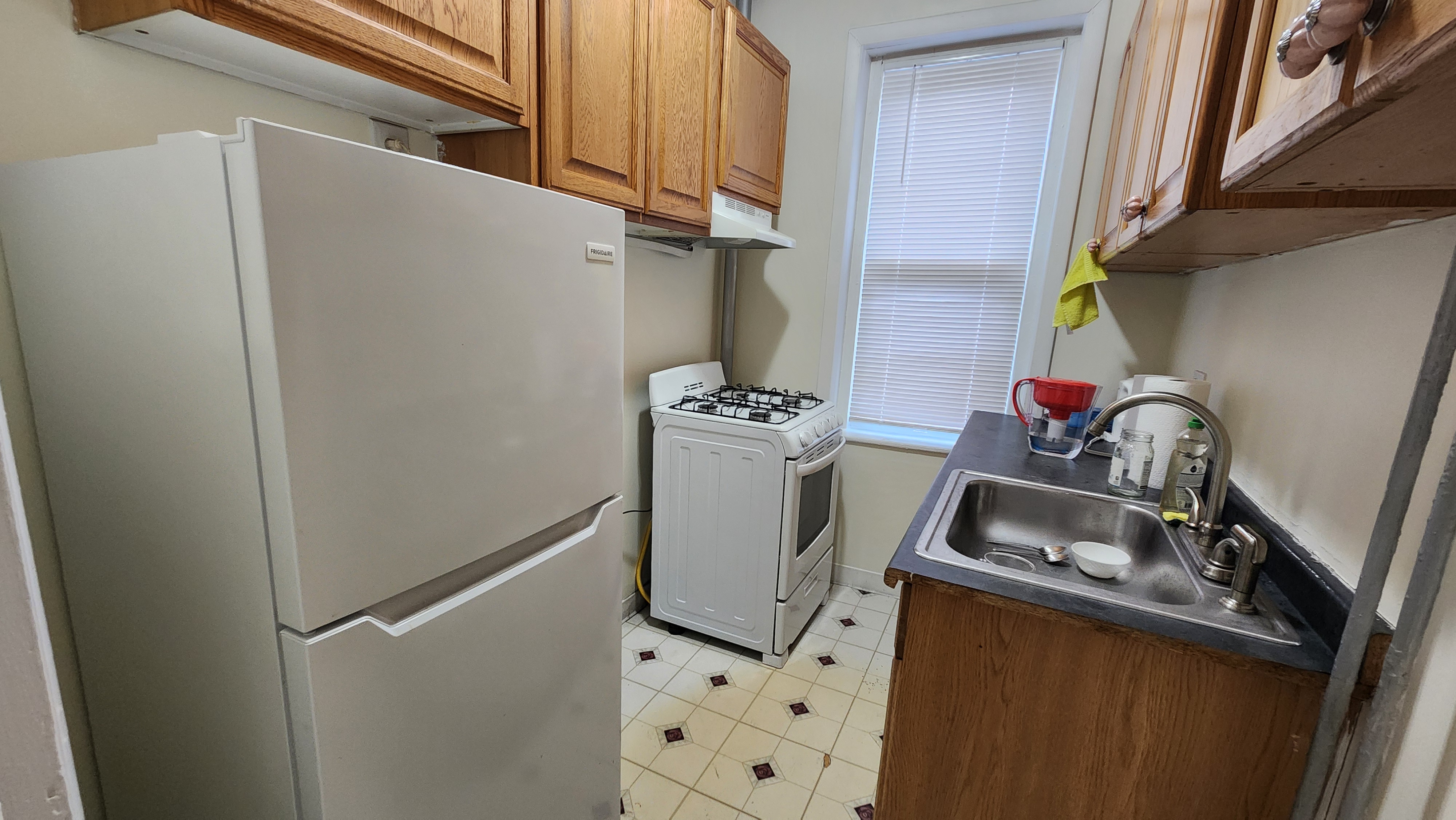 352 Riverway, Mission Hill