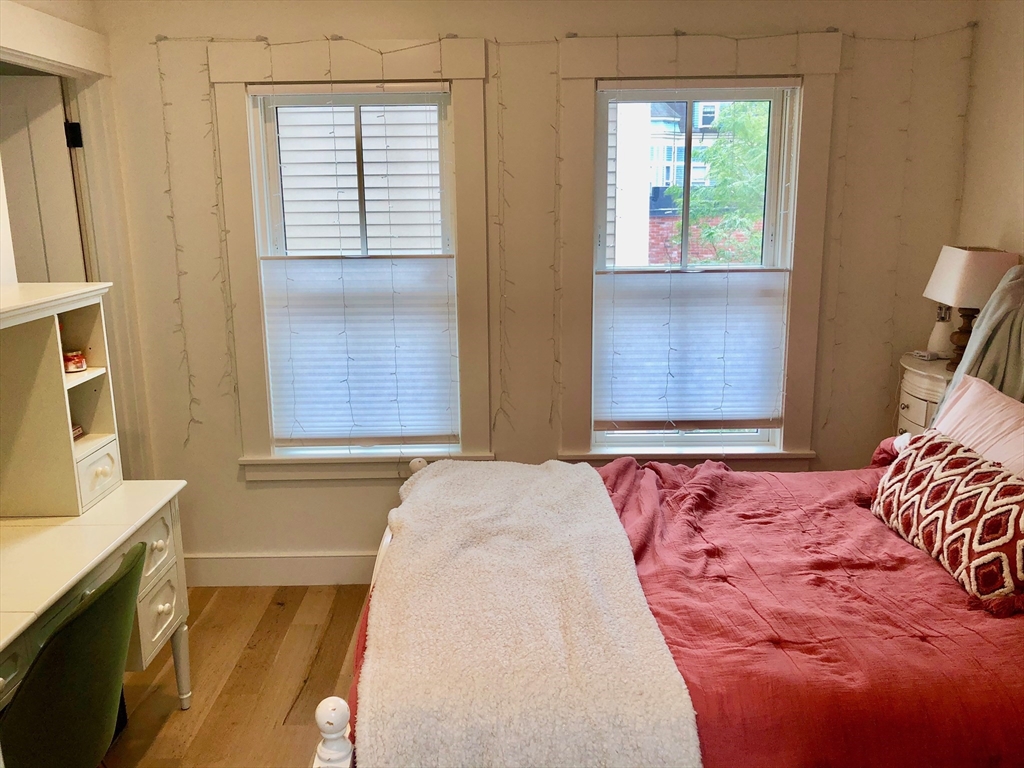 227 Concord Ave, Cambridge