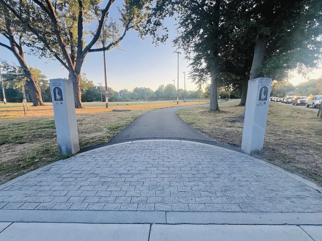 2500 Mystic Valley Pkwa, West Medford