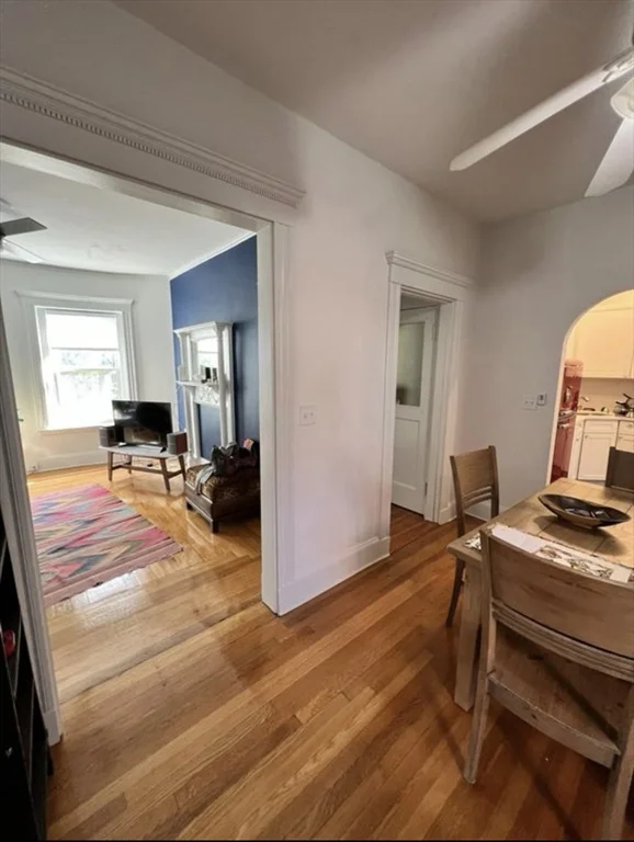 17 Grovenor Rd, Jamaica Plain