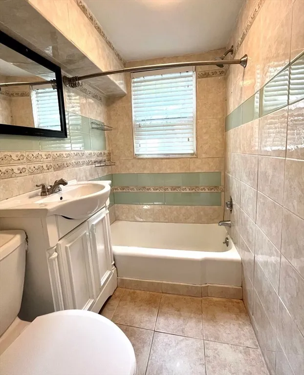 187 Maverick St, East Boston