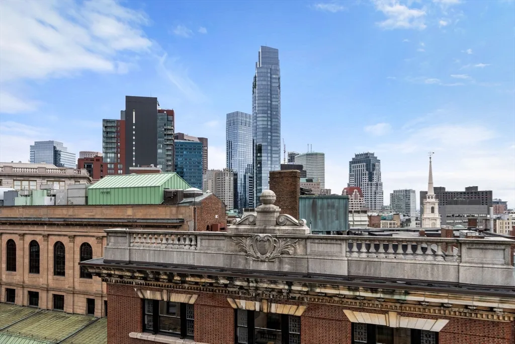 21 Beacon St, Downtown