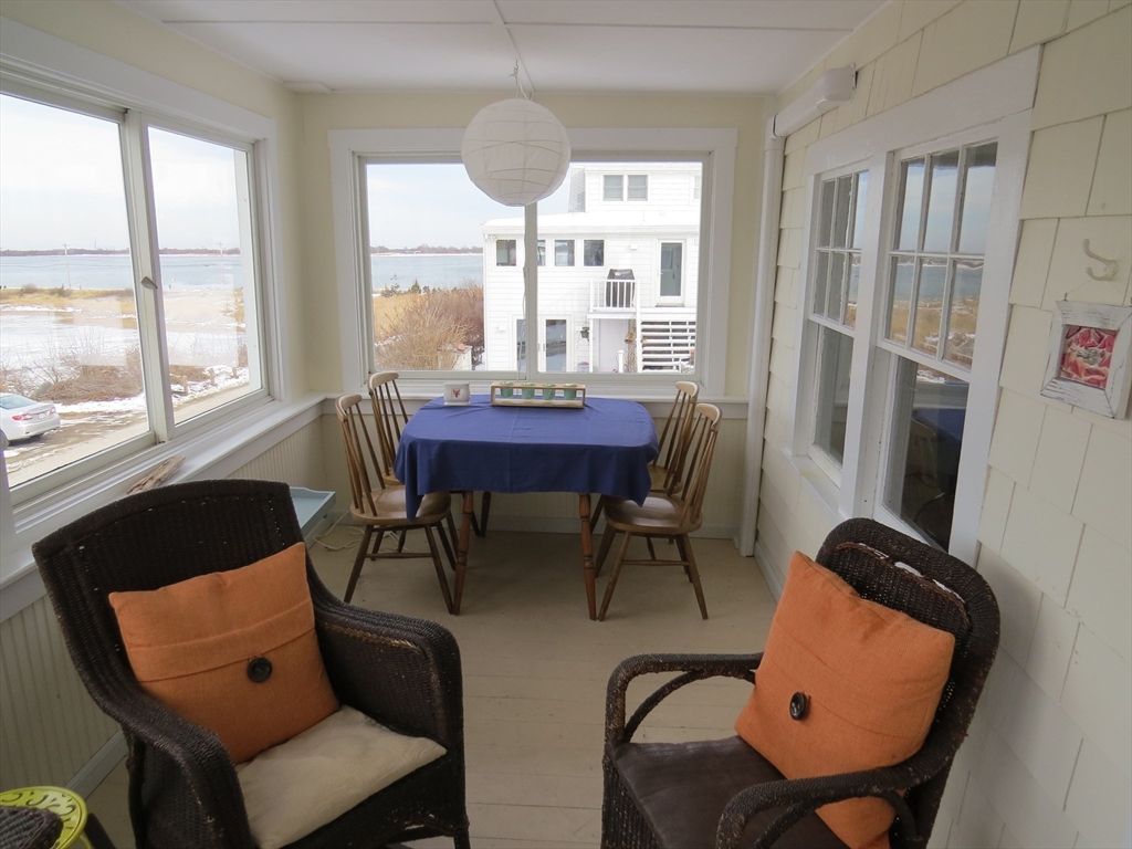 12 Cove Rd, Little Neck