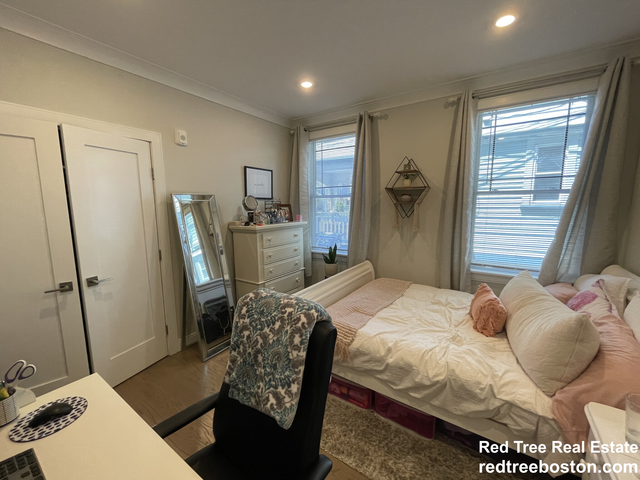 9 Mansfield St, Allston