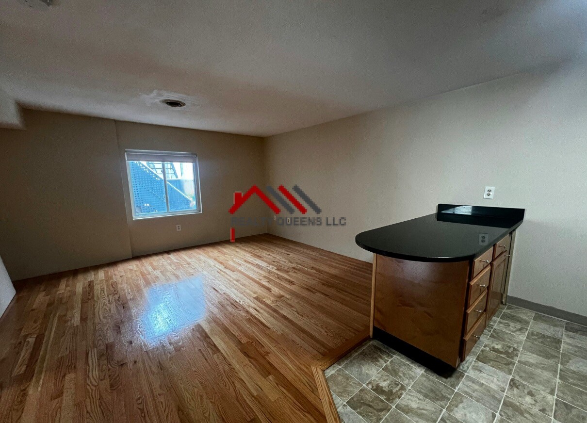 385 Dorchester Ave, South Boston