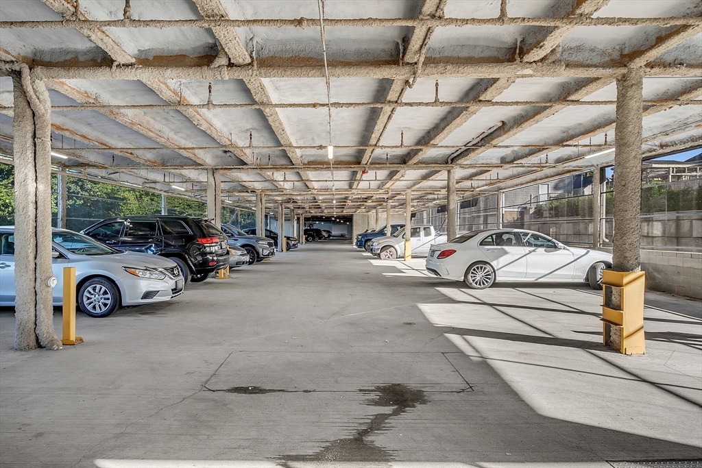 2 South Grove St, Bradford