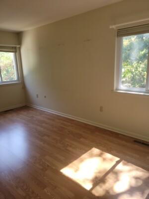 73 Hamlet St, Thompsonville