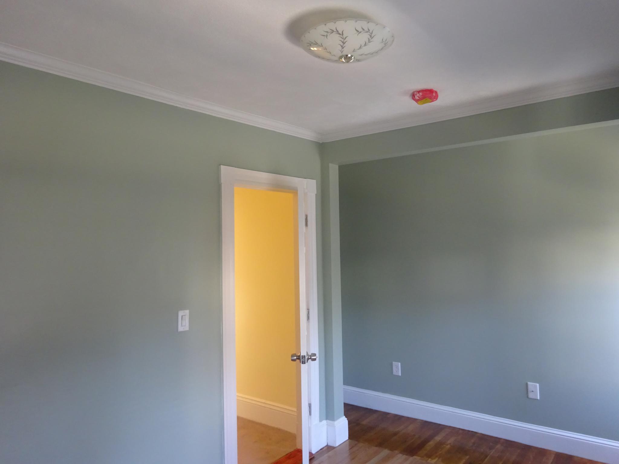 25 Oak Square Ave, Oak Square