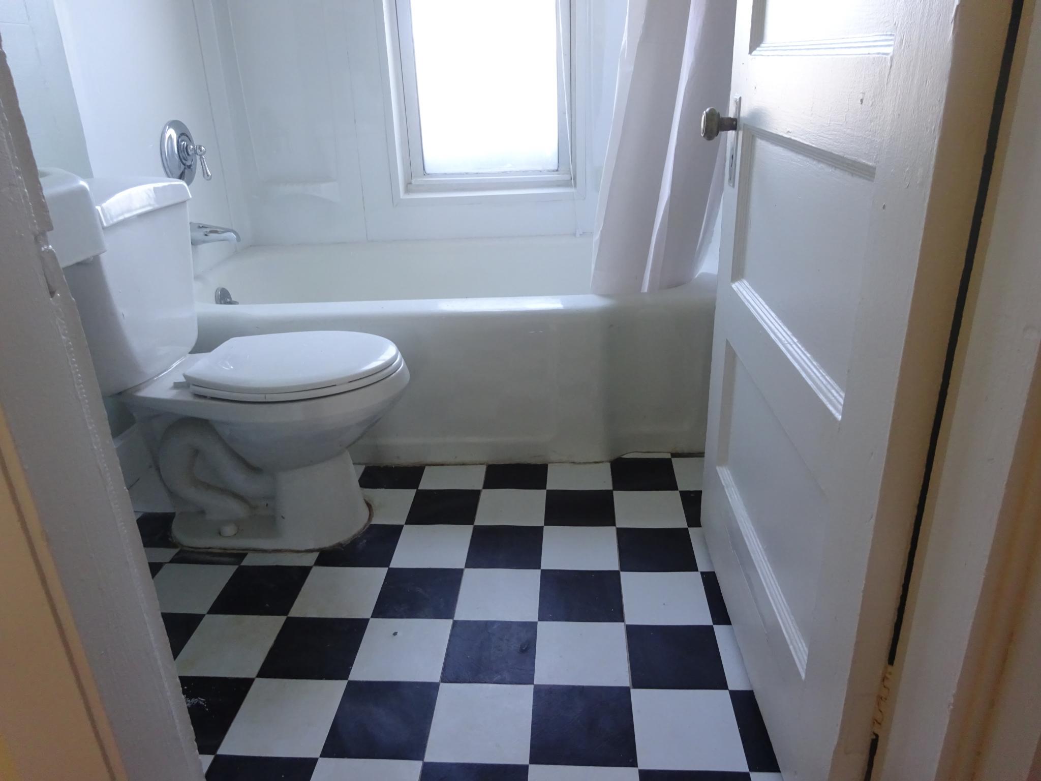 25 Oak Square Ave, Oak Square