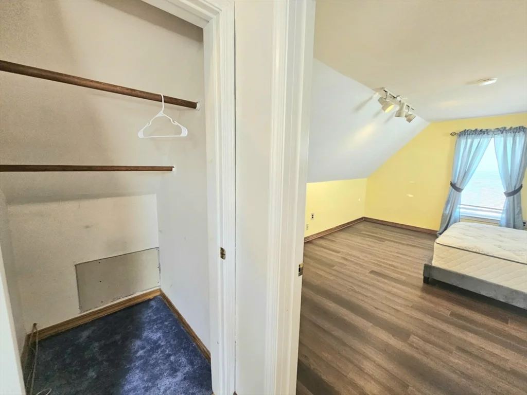 398 Charles St, Malden