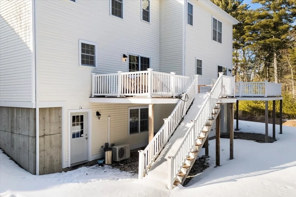 100 Turtle Brook Rd, Canton