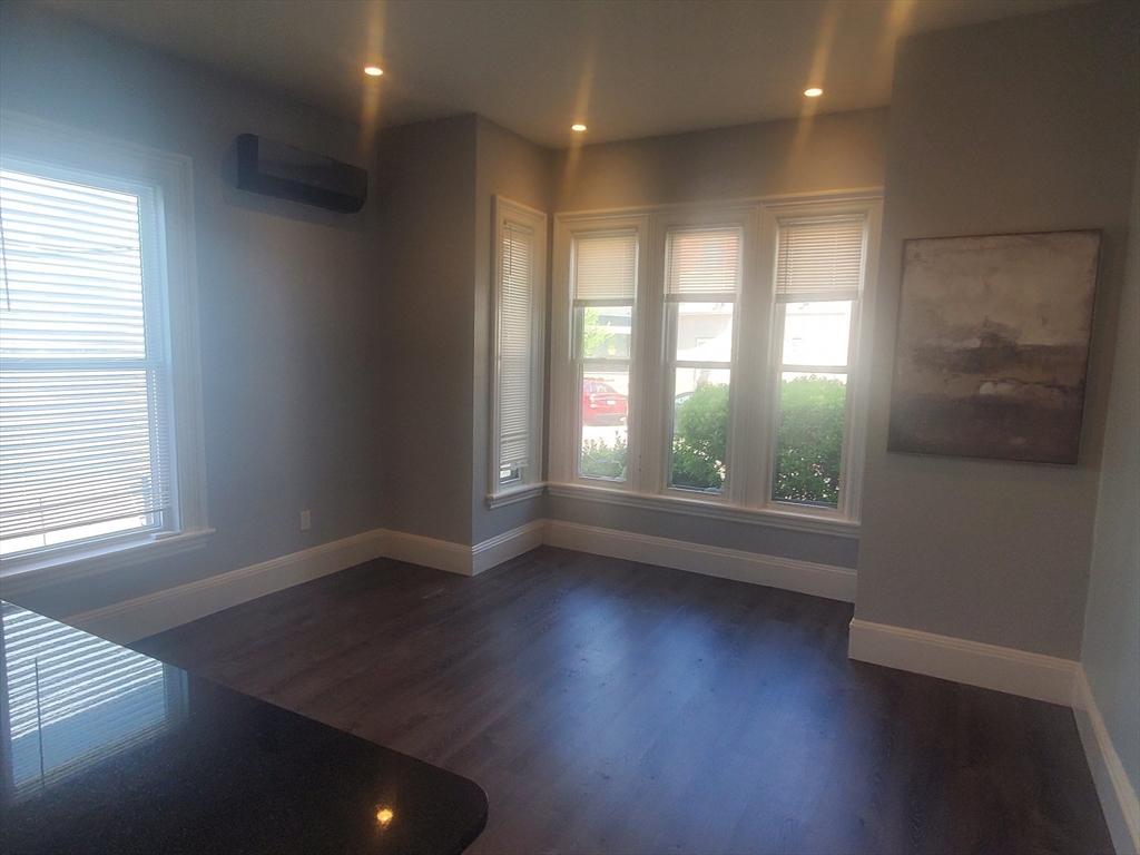 5 Beale St, Dorchester