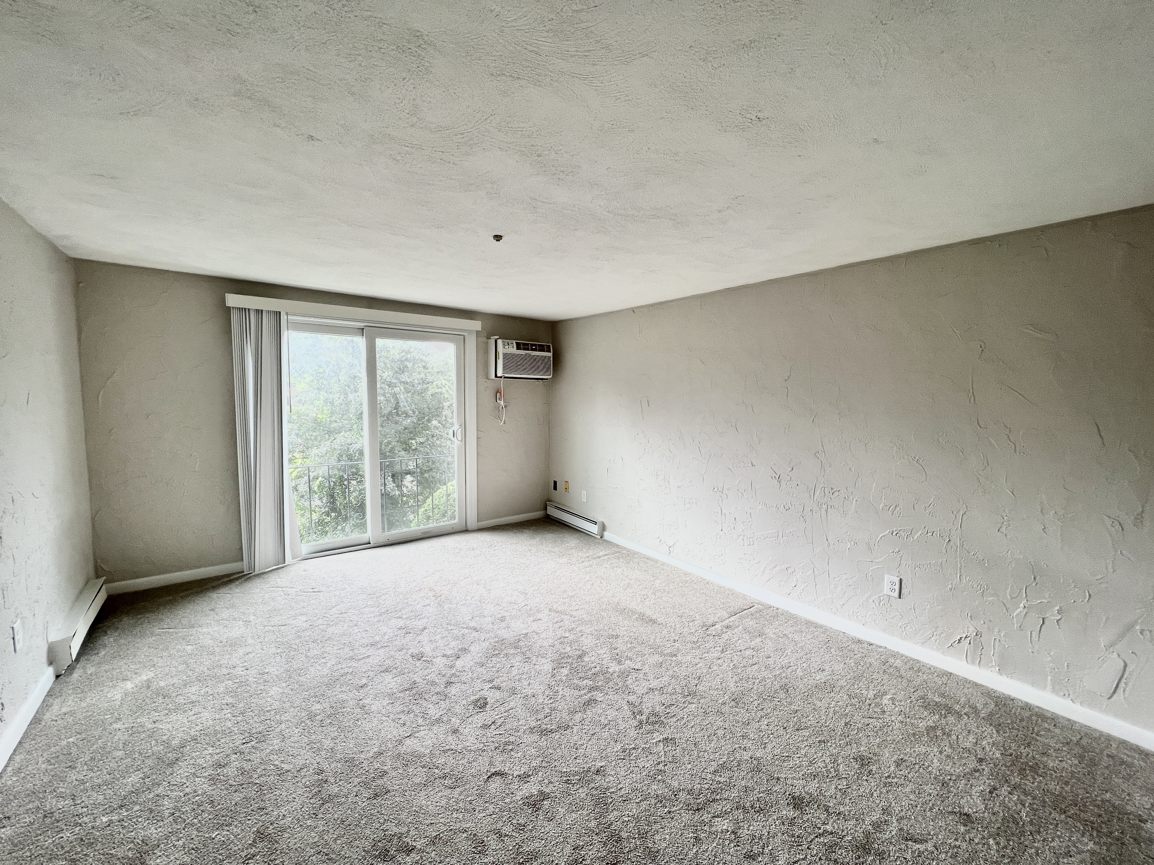 196 Swanson Rd, Boxborough