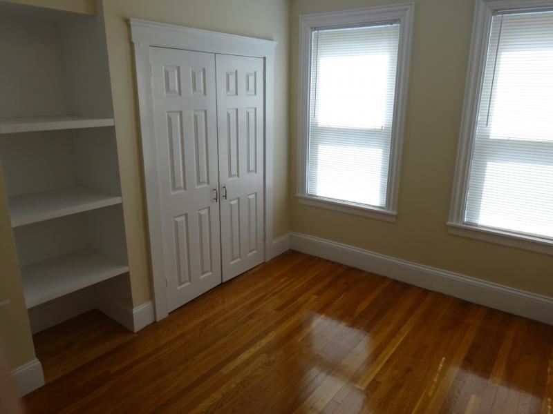 57 Riverdale St, Lower Allston