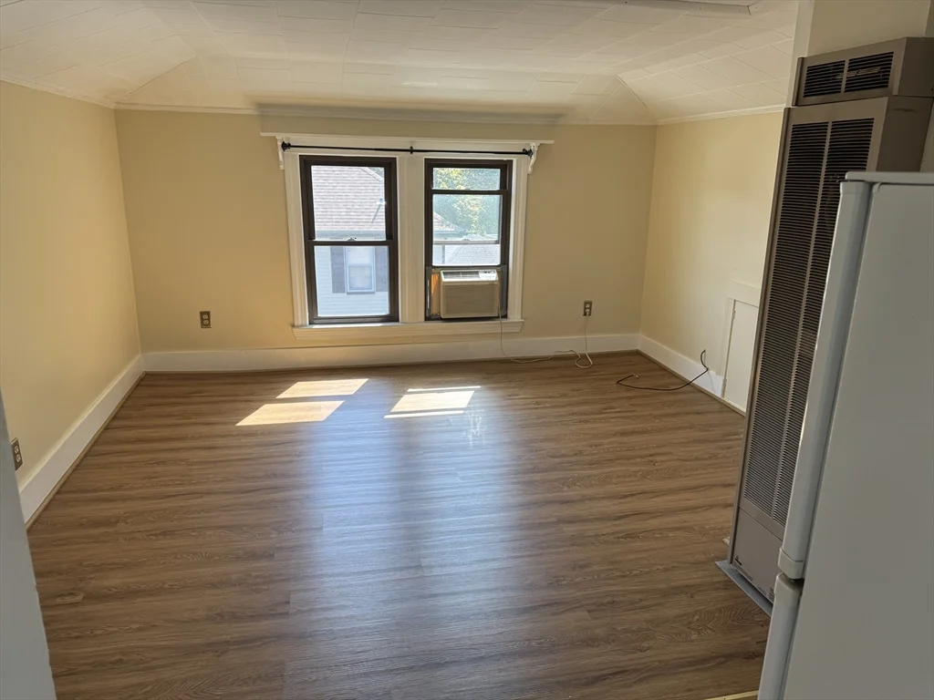 9-11 South Pine St, Bradford