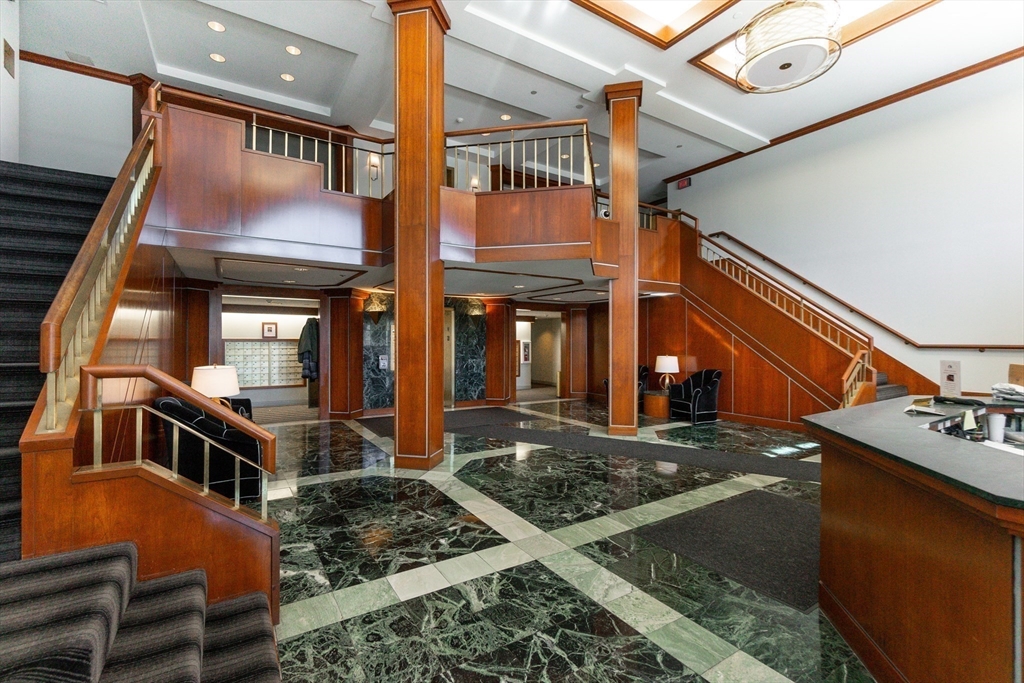 1001 Marina Dr, Marina Bay