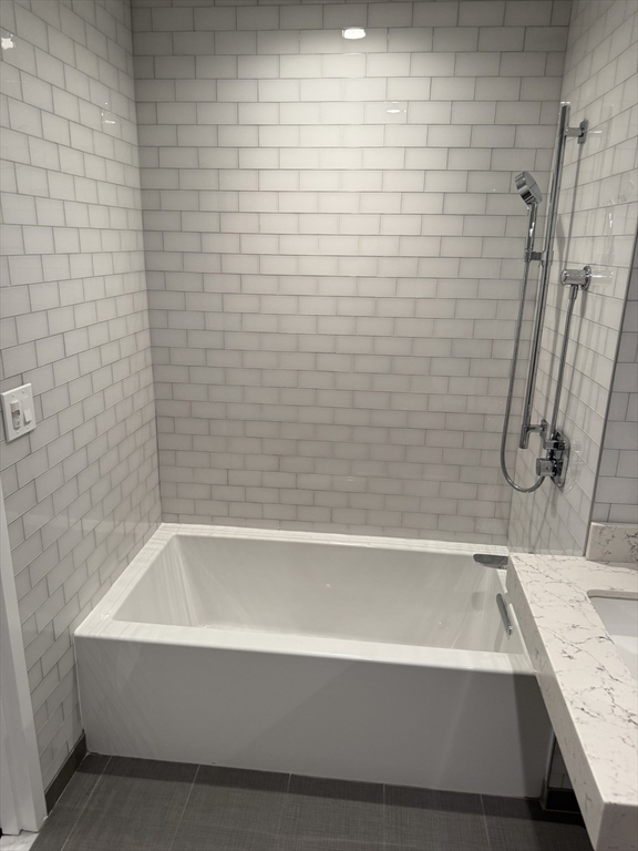 190 High St, Waterfront