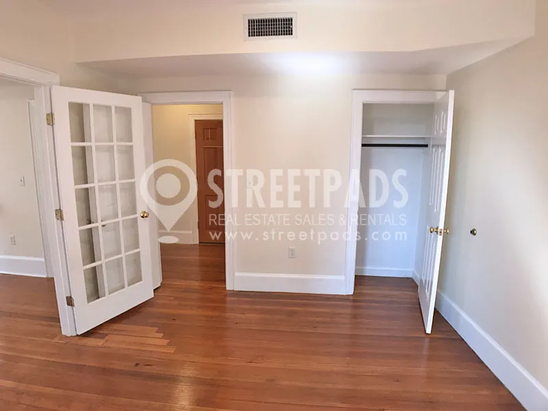 881 Massachusetts Ave, Central Square