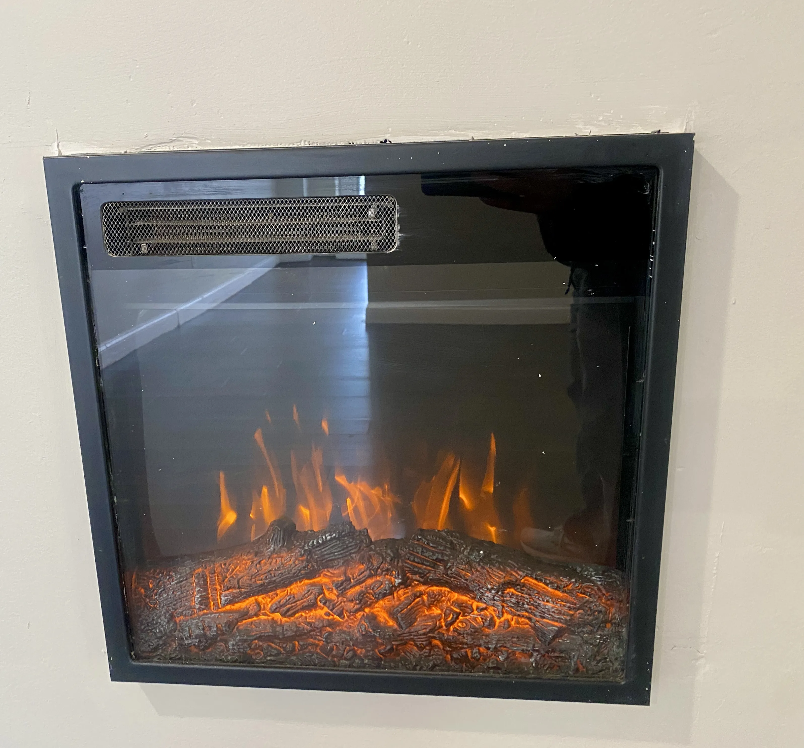 32 Hinckley St, Magoun Square