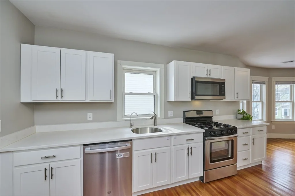 22 Burget Ave, Tufts University