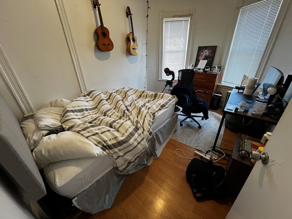 34 Cherokee St, Mission Hill