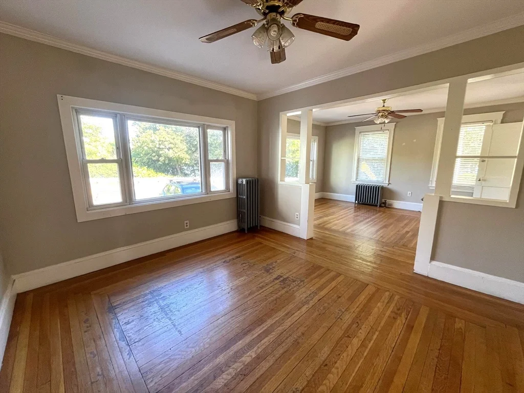 105 Shore Dr, Ten Hills